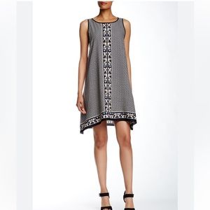 MAX STUDIO TRAPEZE DRESS Black White Sheer Fabric Over Lining Size Small